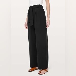 Lululemon Noir Pant Black High-Rise Wide Leg Women’s Size 6